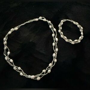 Rice Pearl Necklace and Bracelet Set Magnetic Closure Vintage $79 17.5” 7.5”